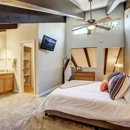 Private Condo Steps From Ski Lift Minutes To Lake